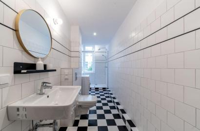 Amberwood Apartments